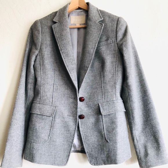 Banana Republic Jackets & Blazers - Banana Republic Gray Hacking Wool Blazer size 4